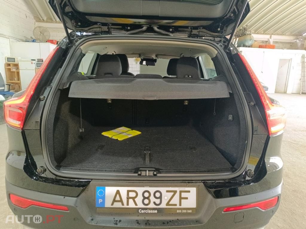 Volvo XC40 1.5 T2 Essential Auto