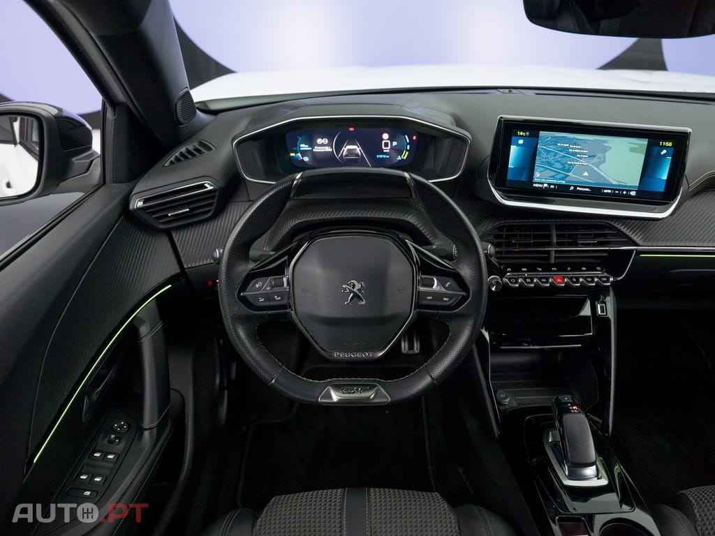 Peugeot E-2008 50 kWh GT