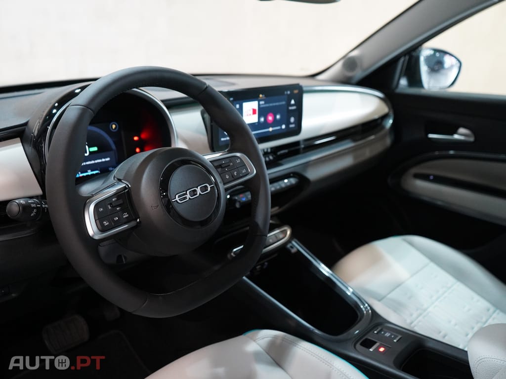 Fiat 600e 54 kWh La Prima