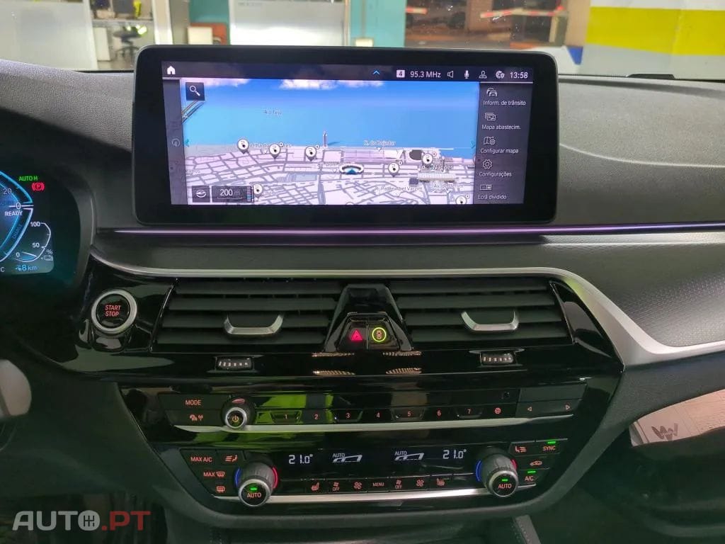 BMW 530 e Pack Desportivo M