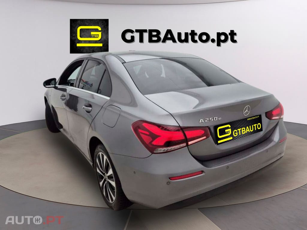 Mercedes-Benz A 250 PHEV