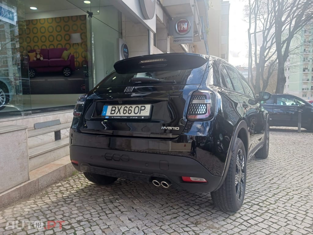 Fiat 600 1.2 Hybrid Icon