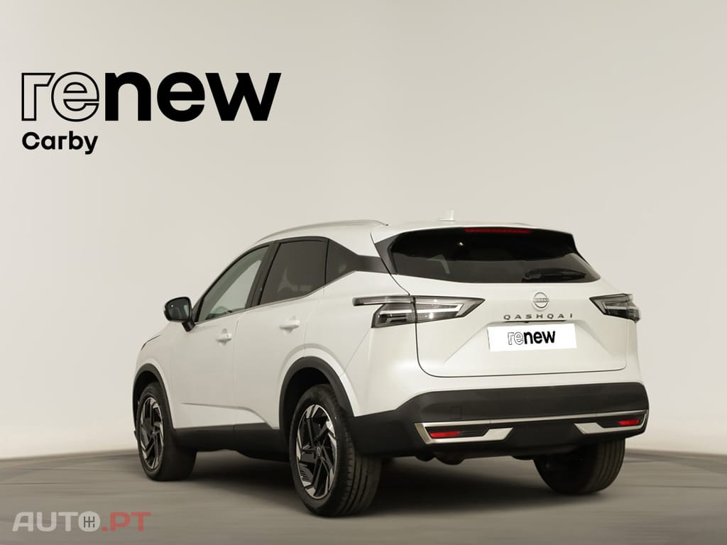 Nissan Qashqai Qashqai 1.3 DIG-T N-Connecta LED Xtronic