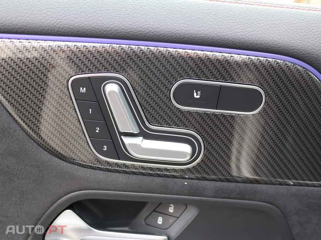 Mercedes-Benz GLA 250 e AMG Line