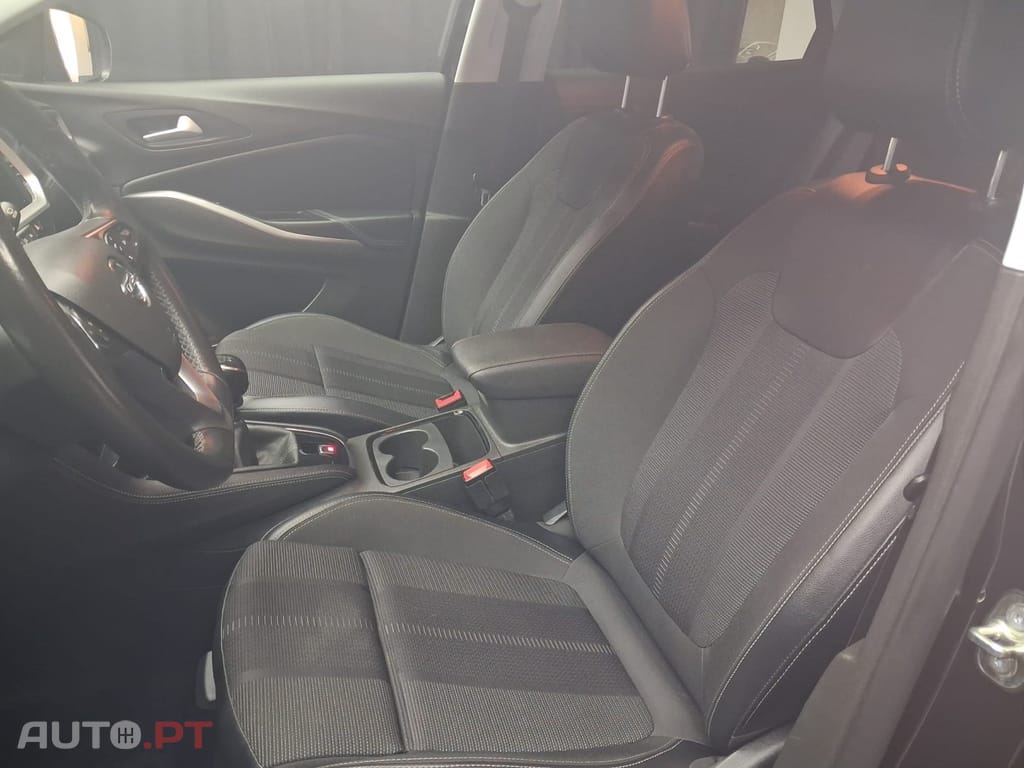 Opel Grandland 1.2 T GS Line