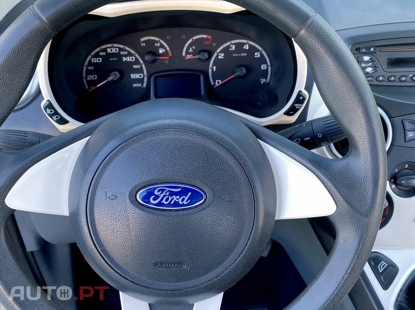 Ford KA 1.2 Titanium X