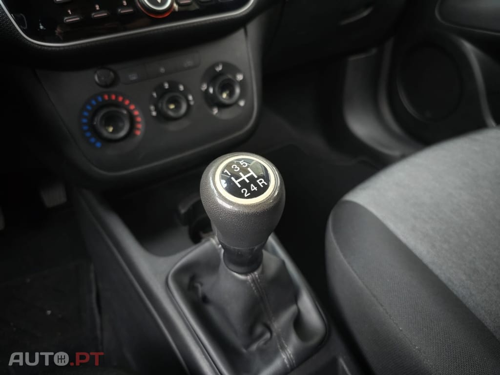 Fiat Punto 1.3 M-Jet Lounge S&S