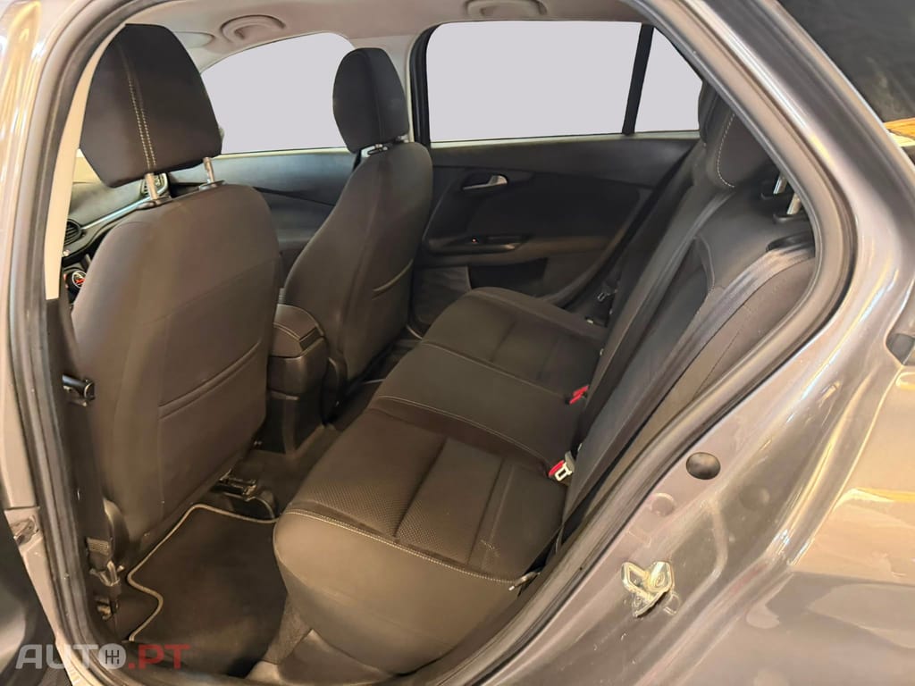 Fiat Tipo 1.3 MTJ LOUNGE 