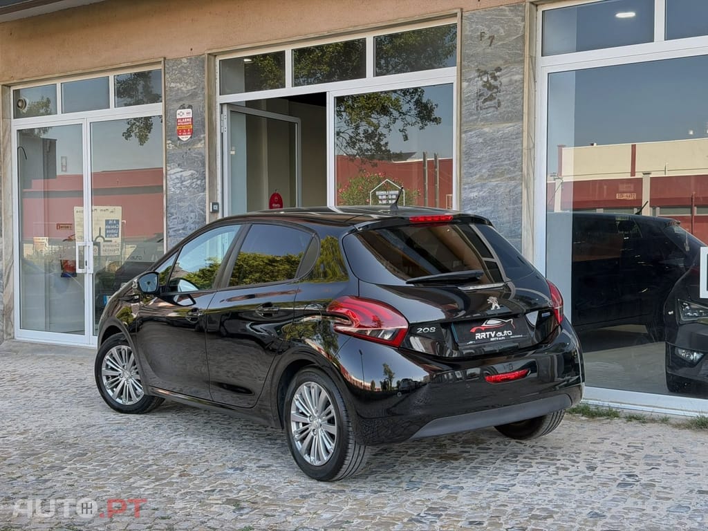 Peugeot 208 1.2 PureTech Style