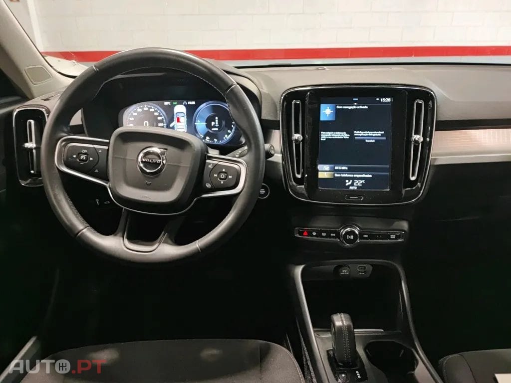 Volvo XC40 1.5 T5 PHEV Momentum