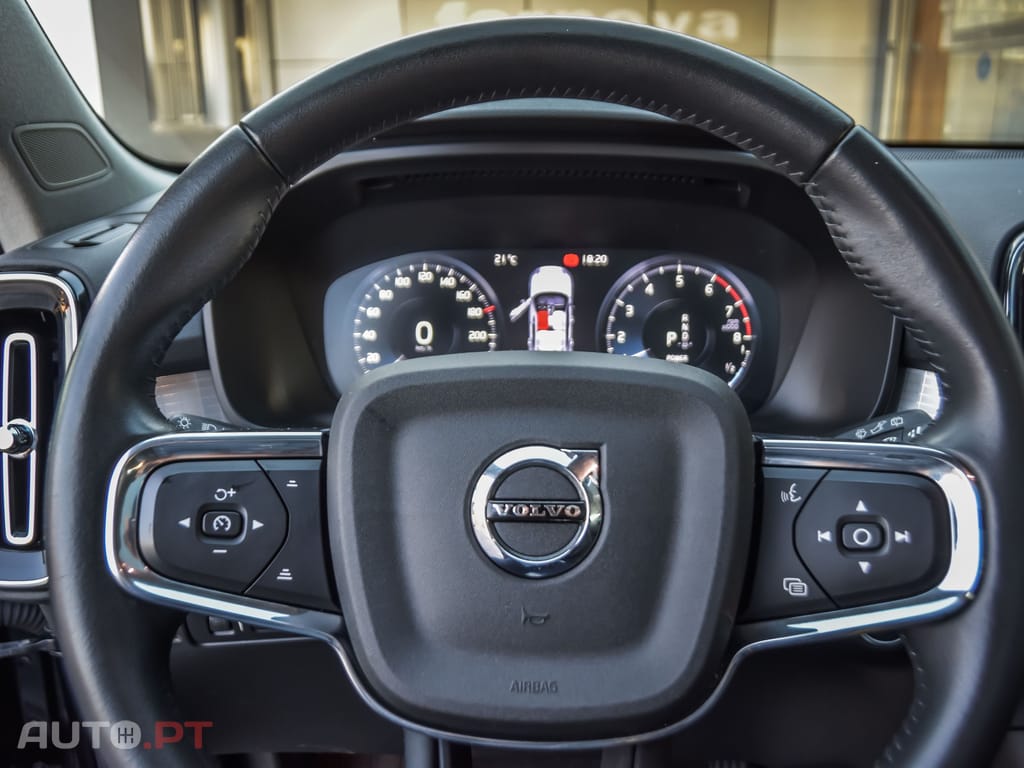 Volvo XC40 1.5 T5 PHEV Inscription Expression