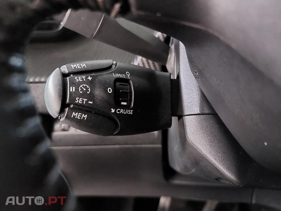 Peugeot 2008 1.2 PureTech Active