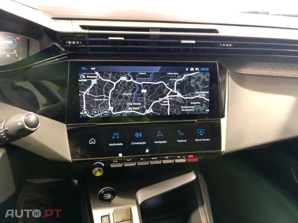 Peugeot 408 1.6 Hybrid Allure Pack e-EAT8