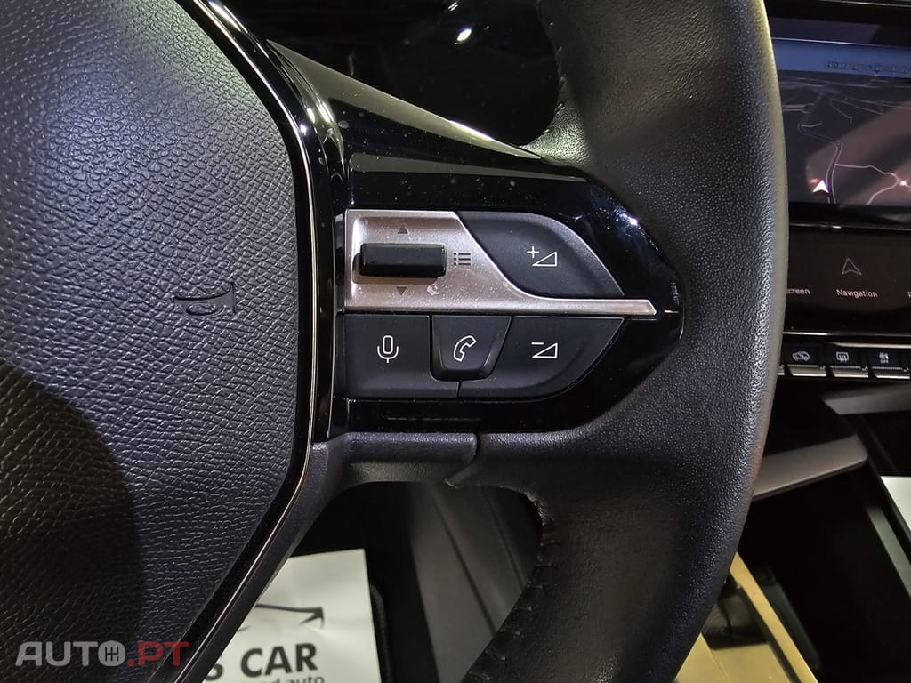 Peugeot 308 1.2 PureTech Allure EAT8