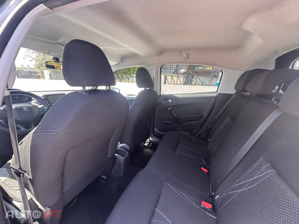 Peugeot 208 1.4 HDi Allure