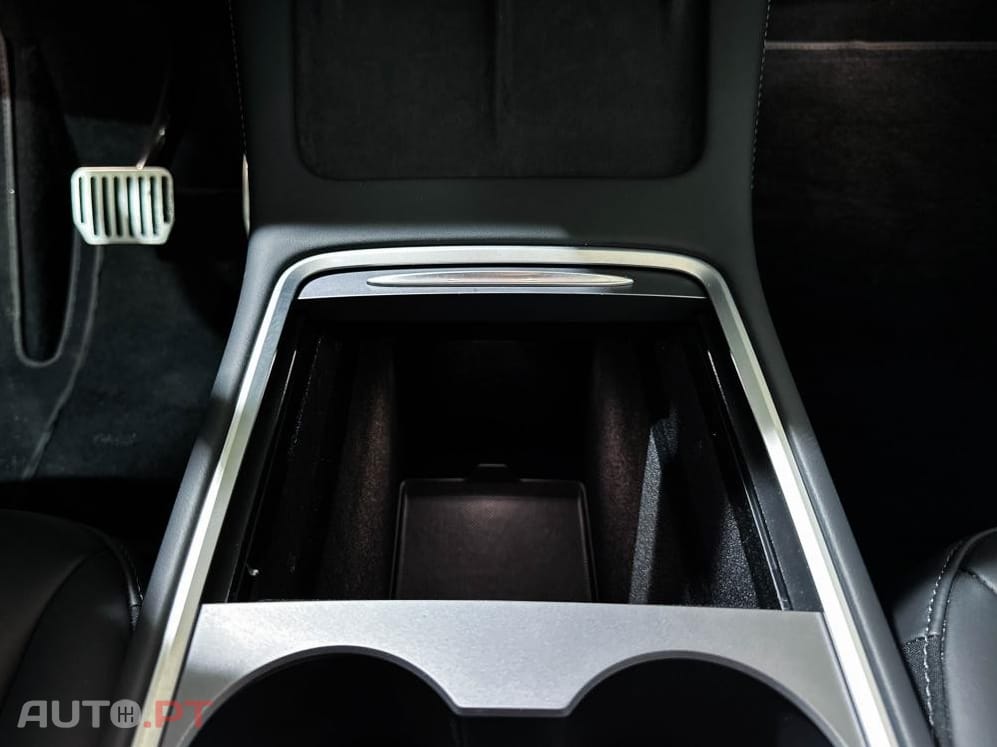 Tesla Model Y Standard