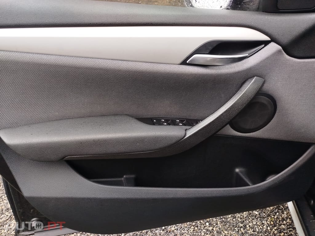 BMW X1 18 d xDrive xLine