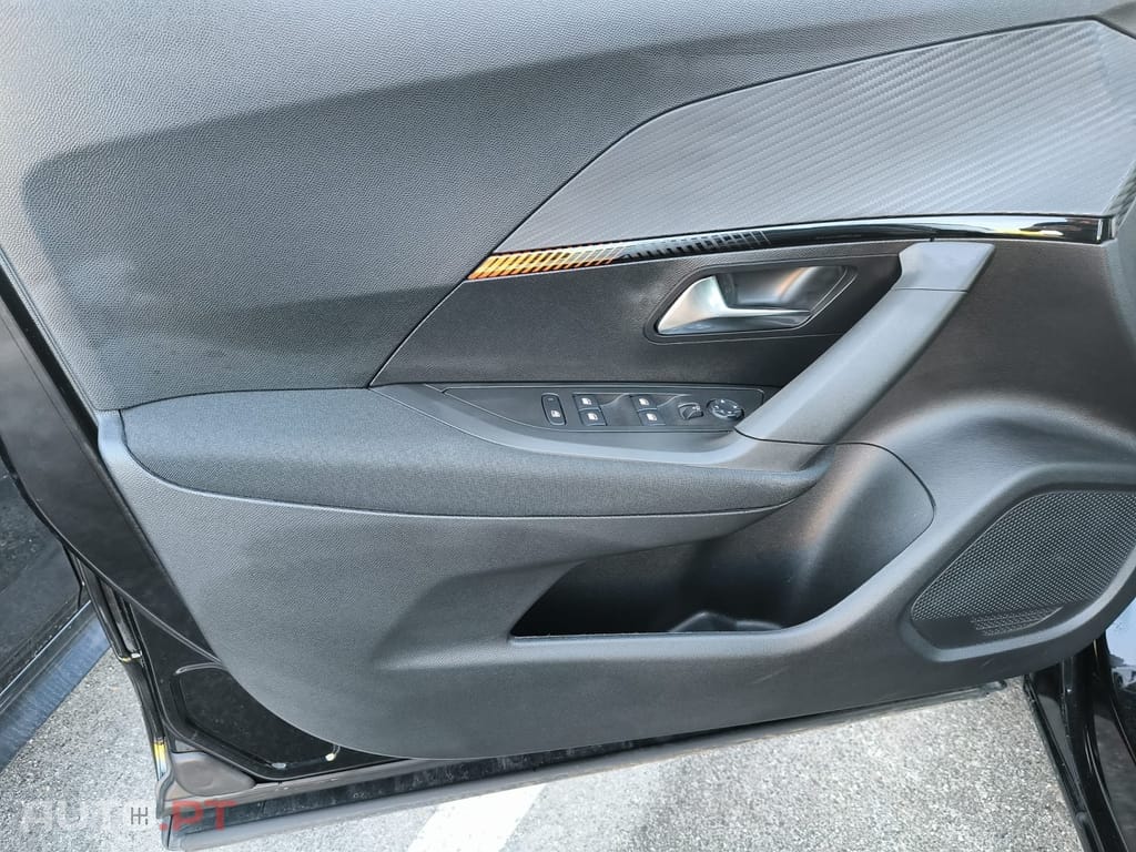 Peugeot 2008 1.5 BlueHDi Active Pack