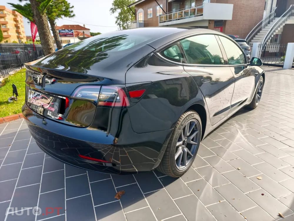 Tesla Model 3 Tração Traseira Premium