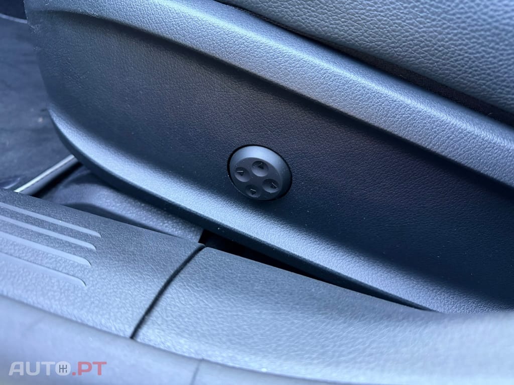 Mercedes-Benz CLA 250 e Shooting Brake AMG Line