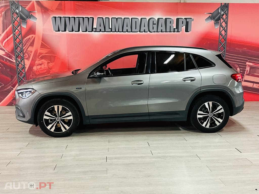 Mercedes-Benz GLA 250 e Progressive