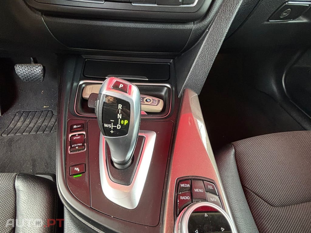 BMW 320 d Touring EfficientDynamics Auto