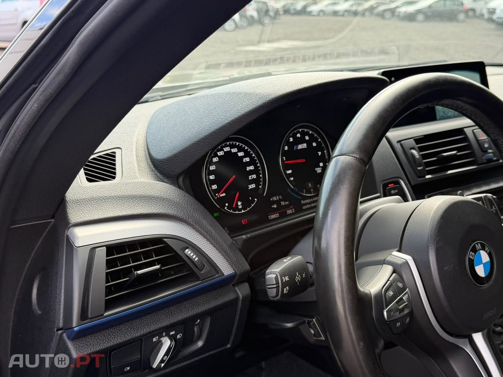BMW M4 Auto