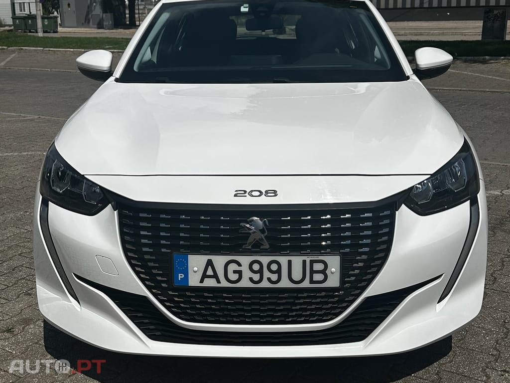 Peugeot 208 •	Peugeot 208 1.5 BlueHDi Active Business Pack
