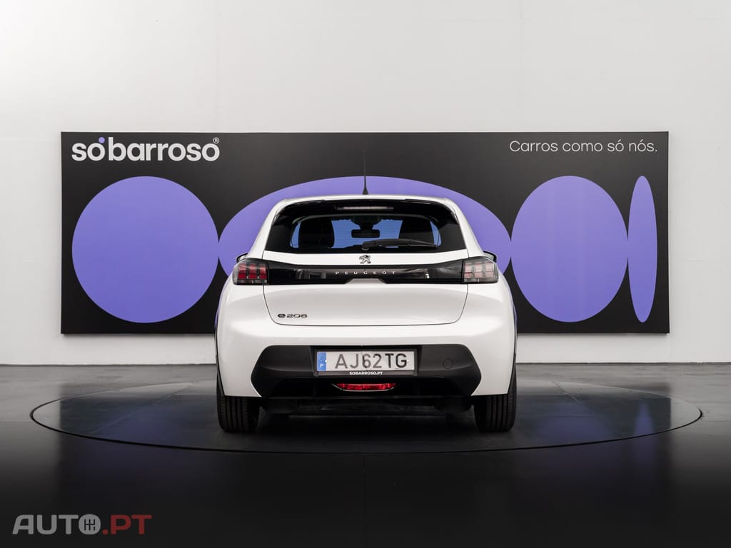 Peugeot E-208 50 kWh Active