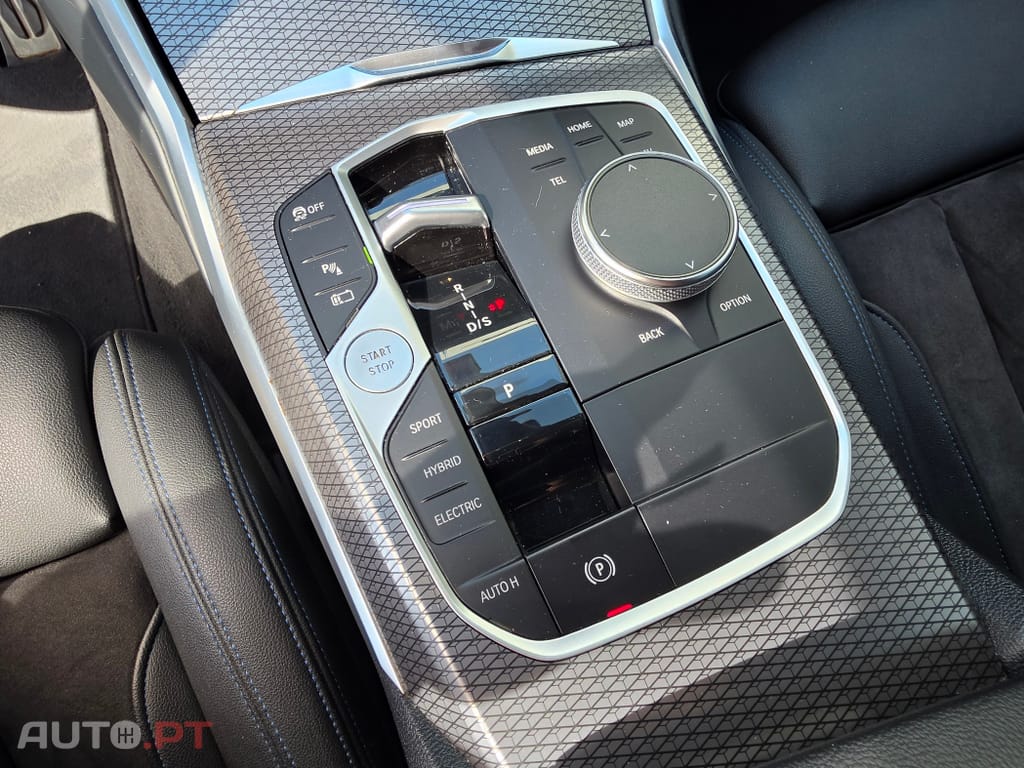 BMW 320 e Pack Desportivo M Auto