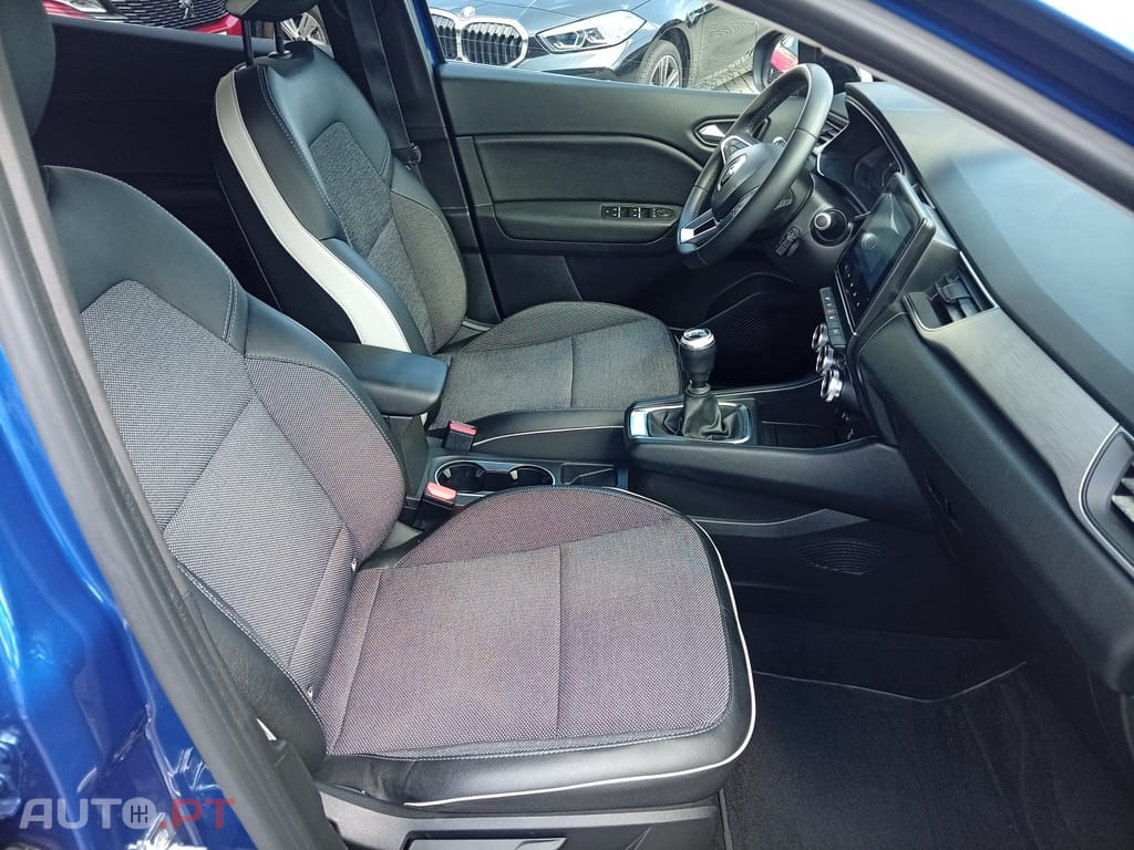 Renault Captur 1.0 TCe Intens Bi-Fuel