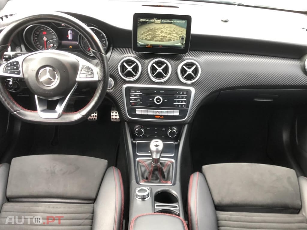 Mercedes-Benz CLA 200 AMG