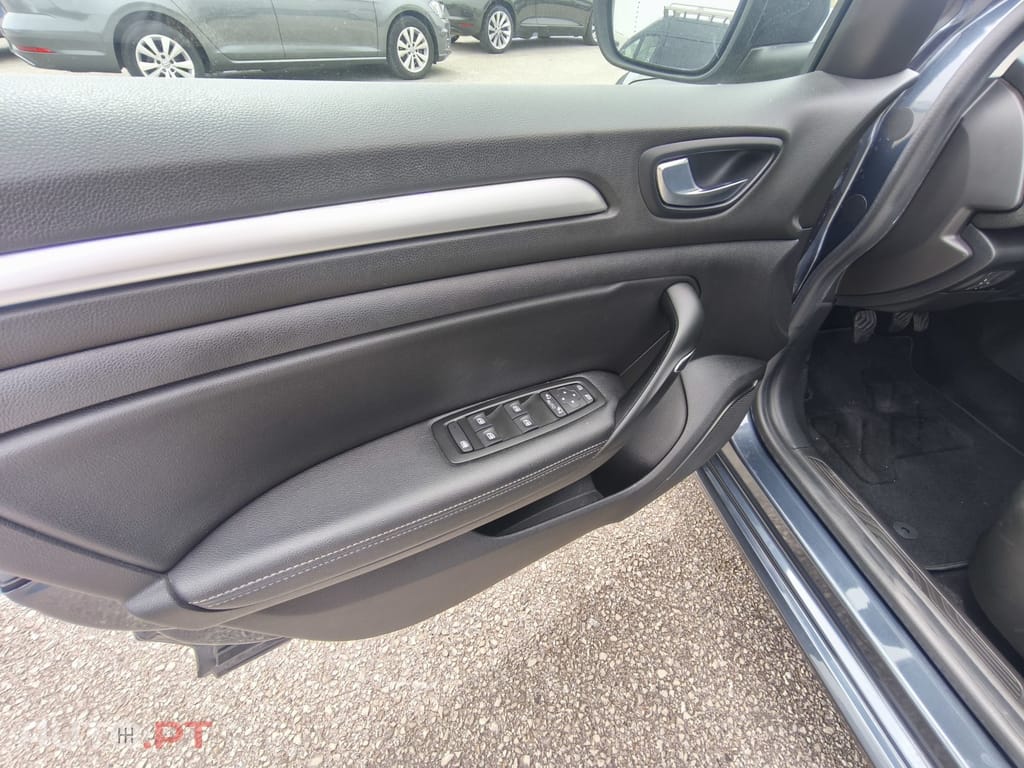 Renault Mégane Sport Tourer 1.5 Blue dCi Intens