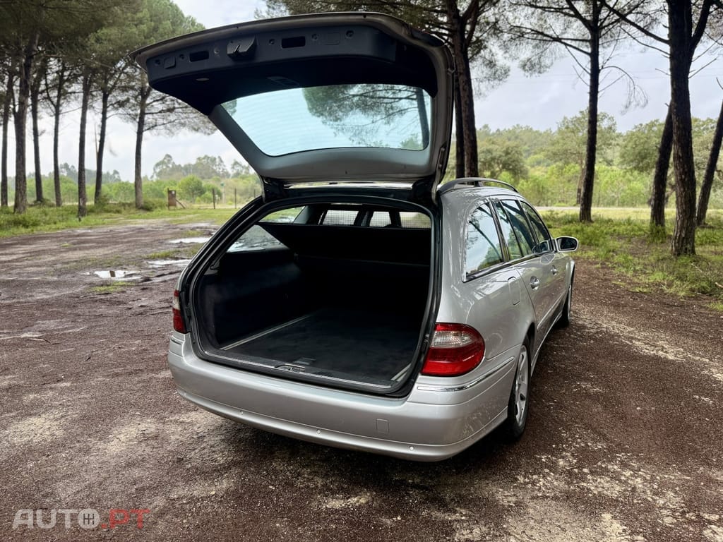 Mercedes-Benz E 270 CDI STATION ADVANTGARDE