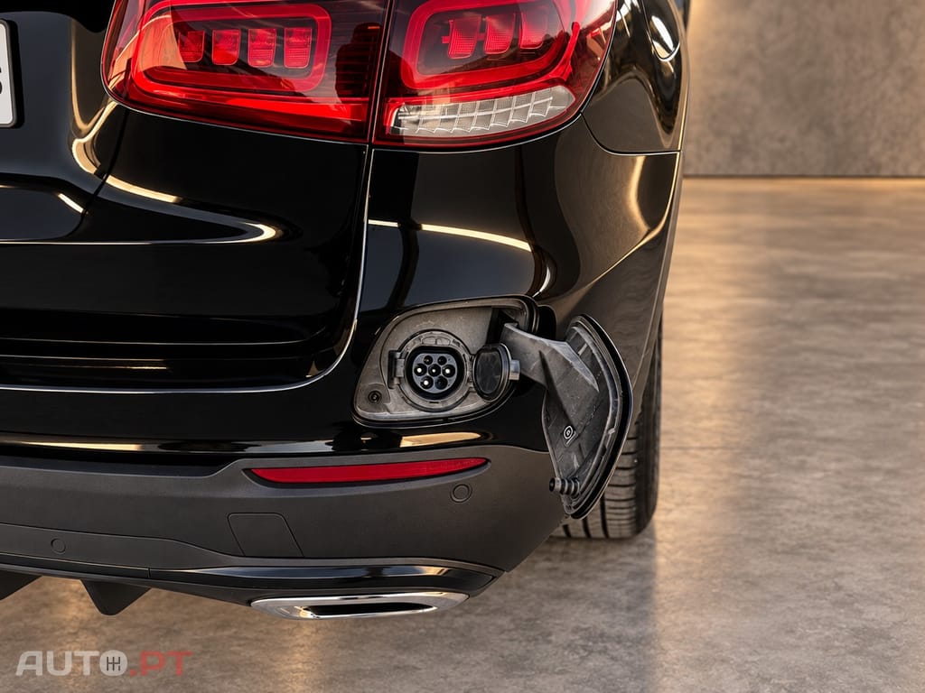 Mercedes-Benz GLC 300 2.0 4MATIC AMG