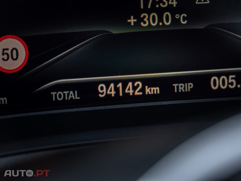 BMW 320 i Pack M Auto