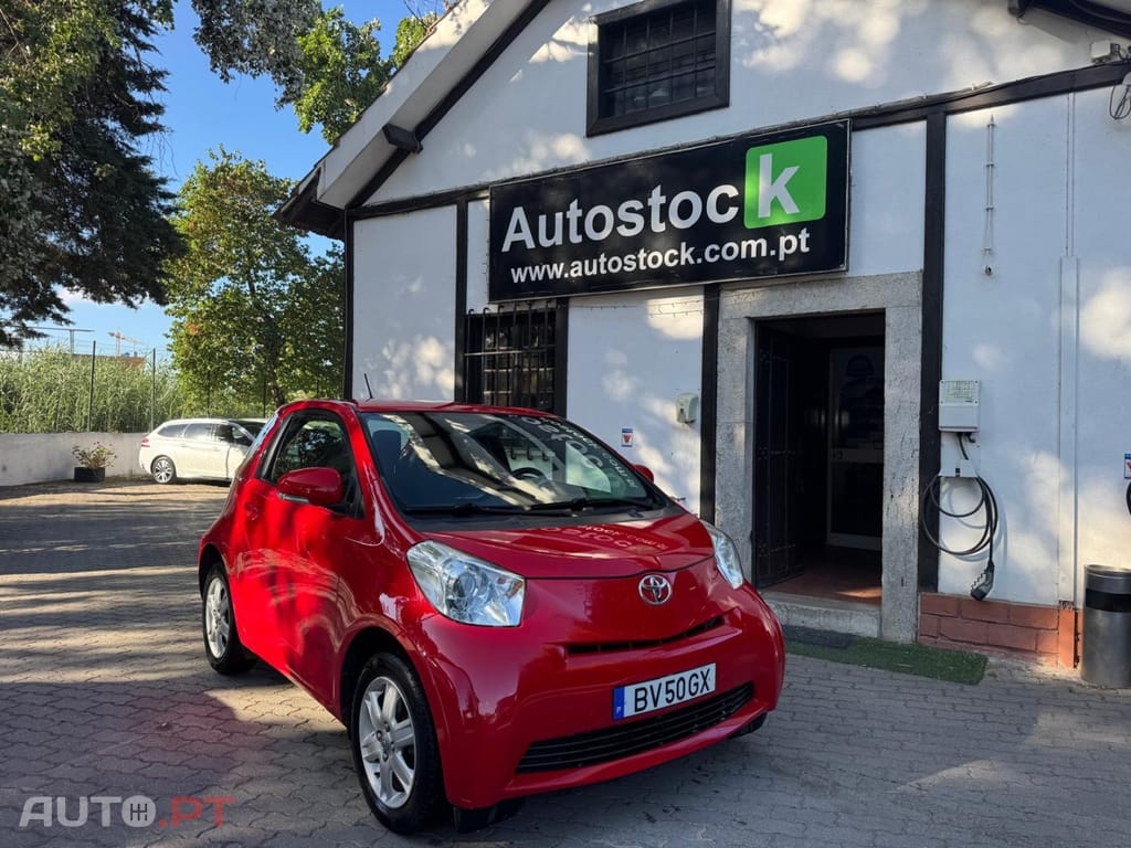Toyota iQ 1.0