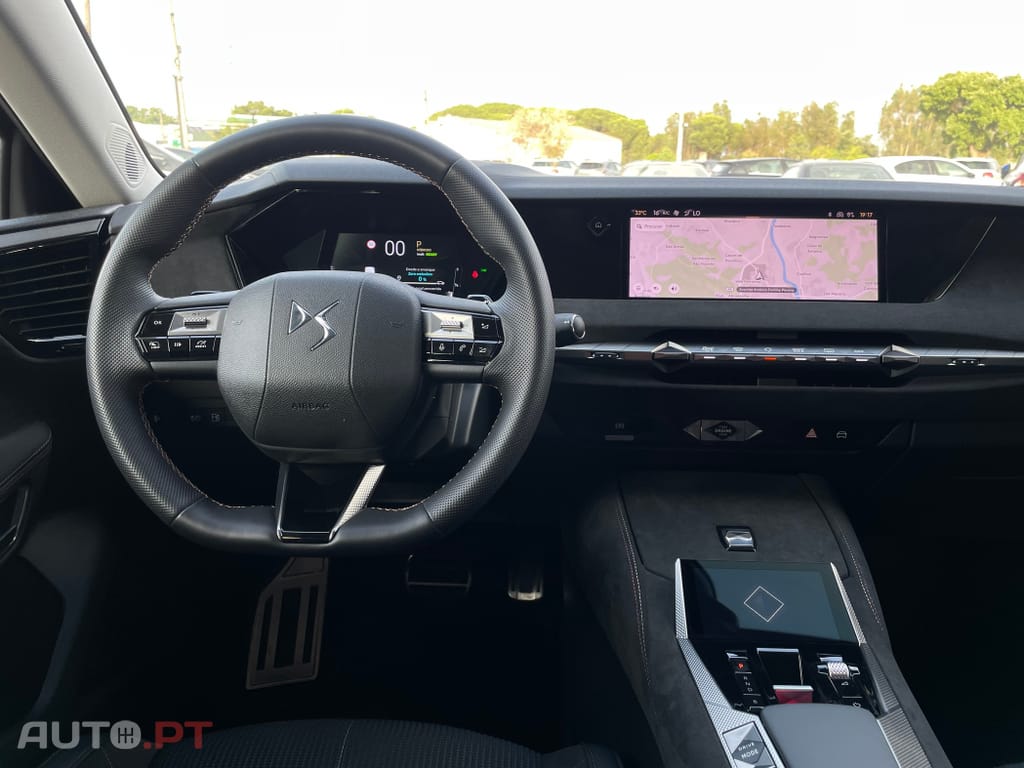 DS DS4 E-Tense Performance Line EAT8