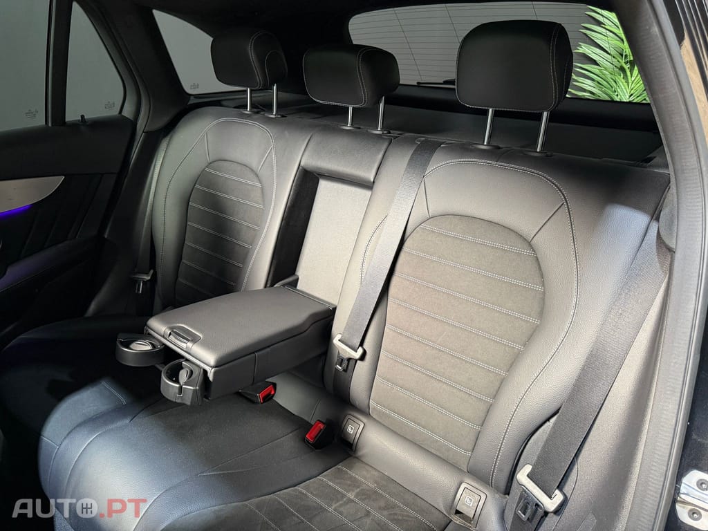 Mercedes-Benz GLC 300 de 4Matic 9G-TRONIC AMG Line