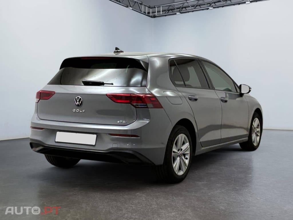 Volkswagen Golf 1.0 e-TSI OPF Life Plus DSG7