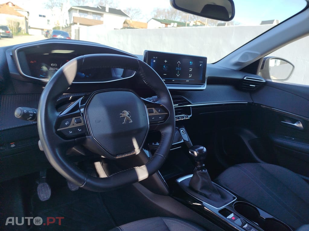 Peugeot 208 1.2 PureTech Allure Pack