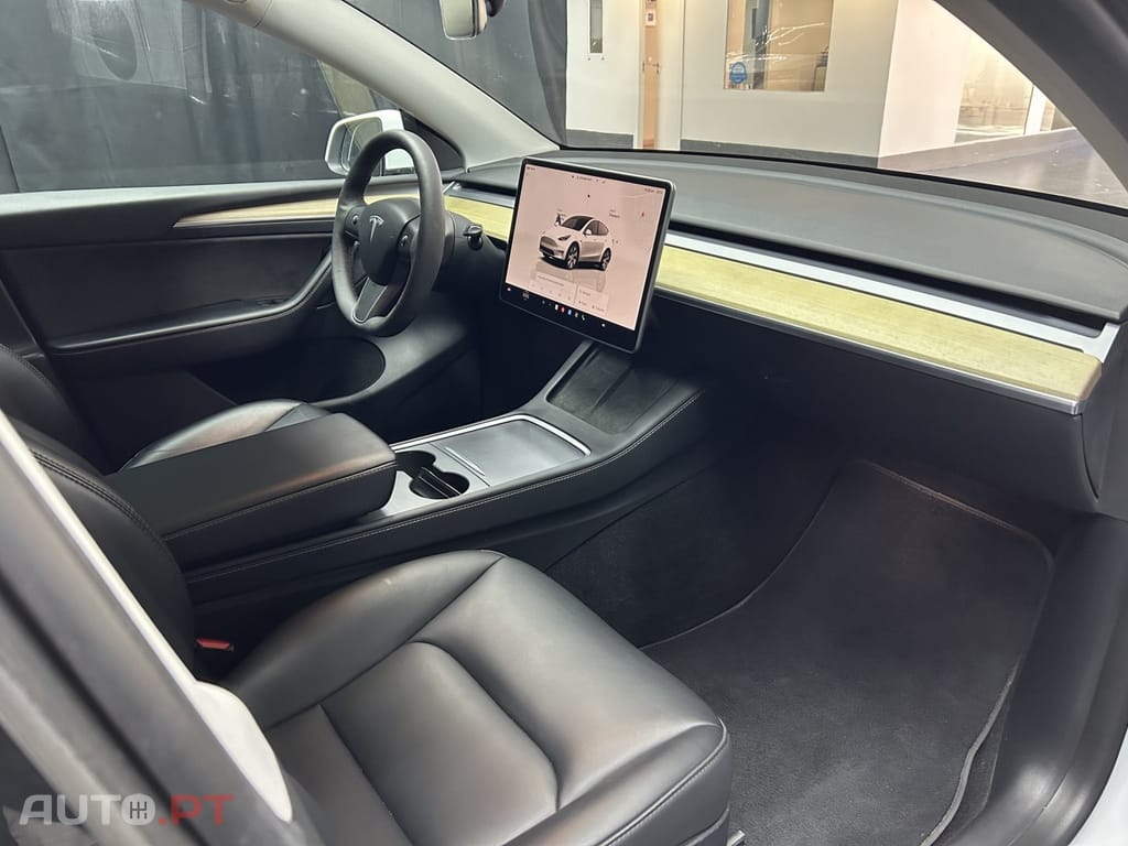 Tesla Model Y Tração Traseira