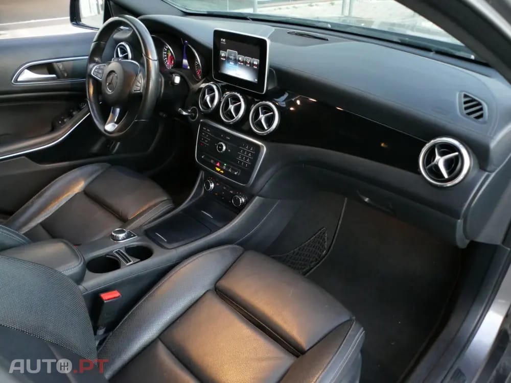 Mercedes-Benz GLA 220 d Urban