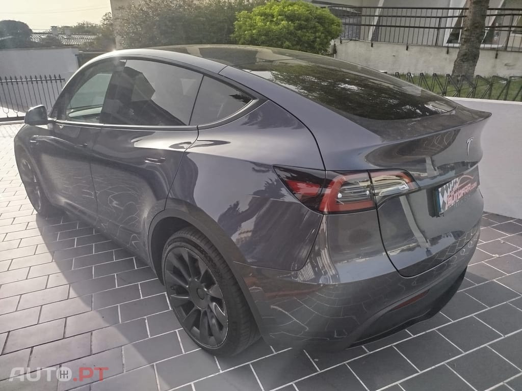 Tesla Model Y Long Range Tração Integral