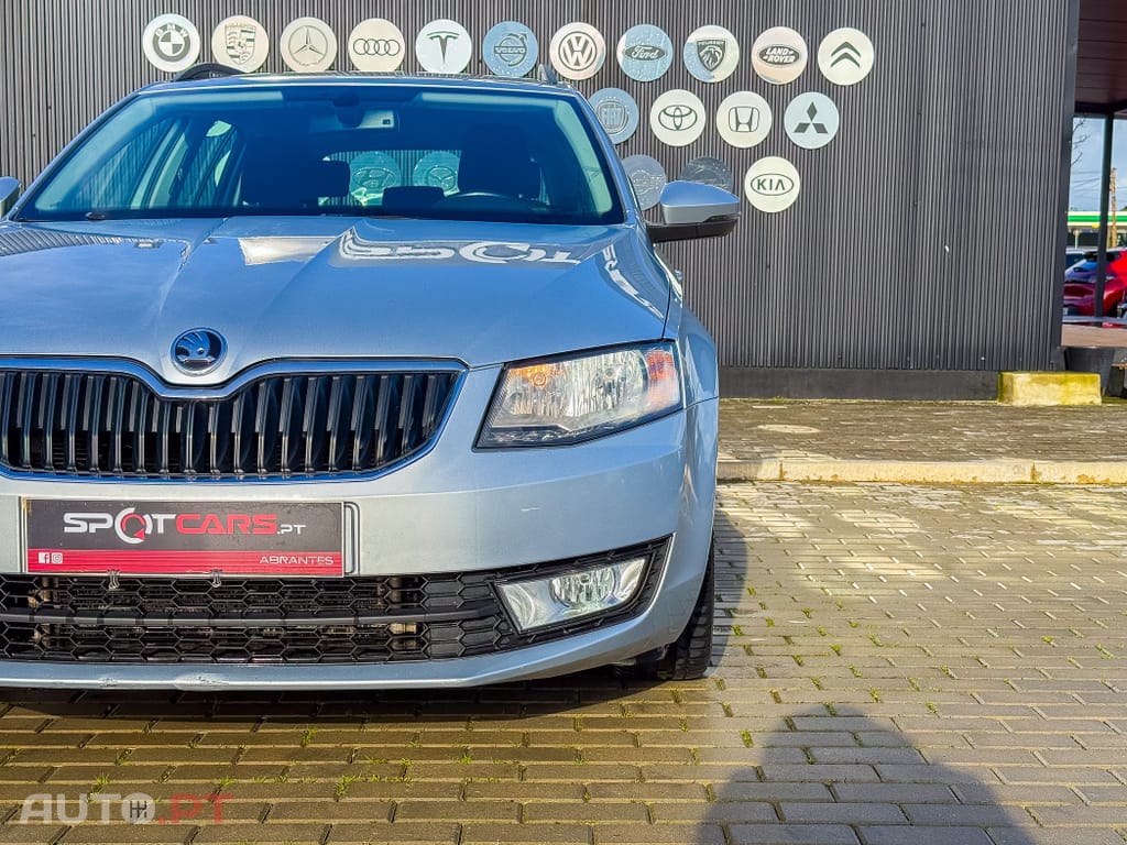Skoda Octavia Break 1.6 TDi Style DSG