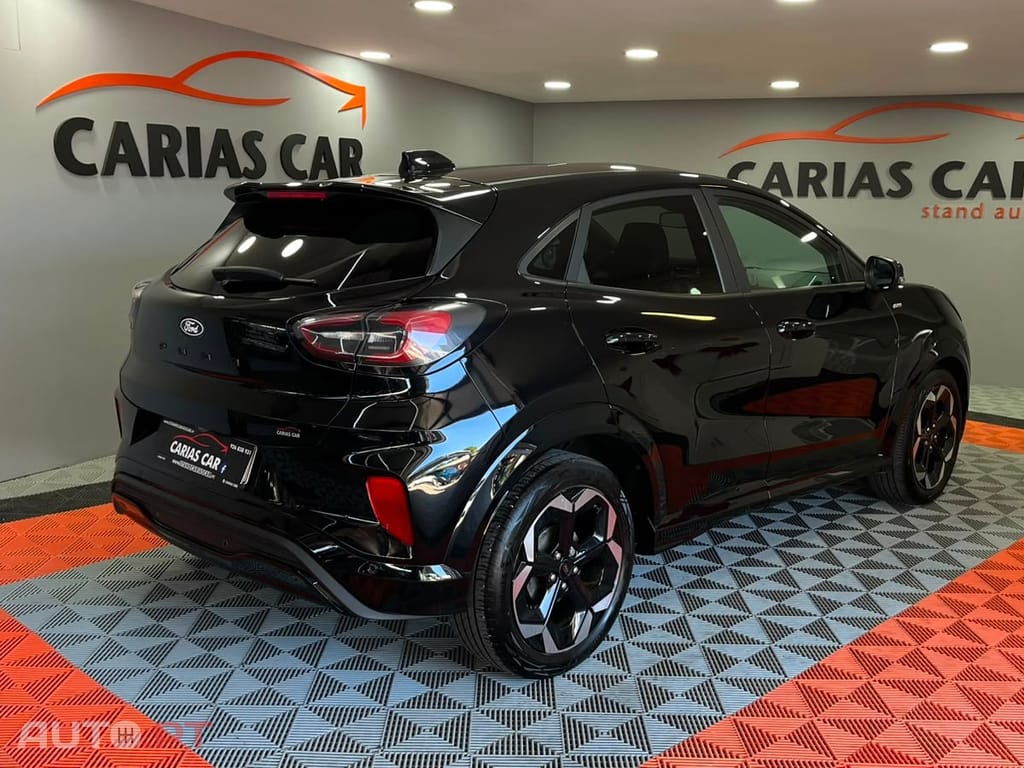 Ford Puma 1.0 EcoBoost mHEV ST-Line