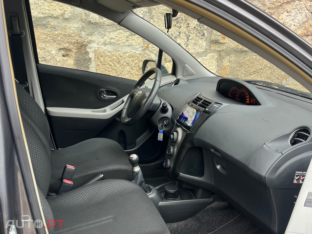 Toyota Yaris 1,0 vvt-i