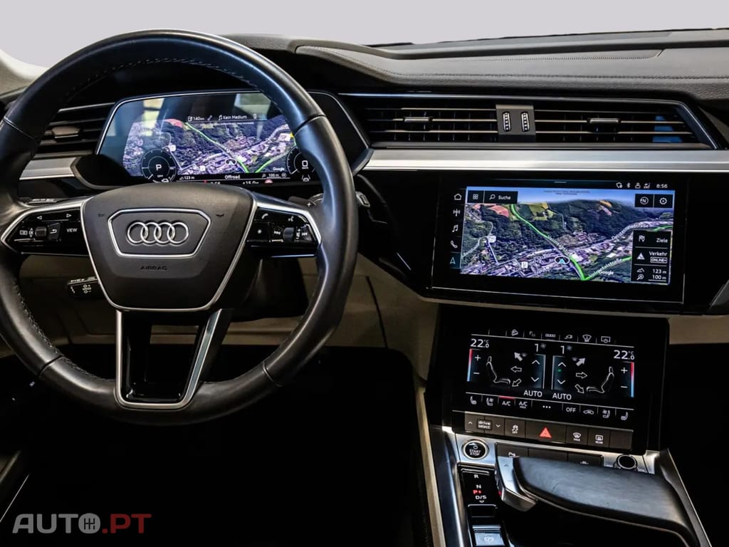 Audi E-Tron I.V.A DEDUTÍVEL 55 Q S LINE