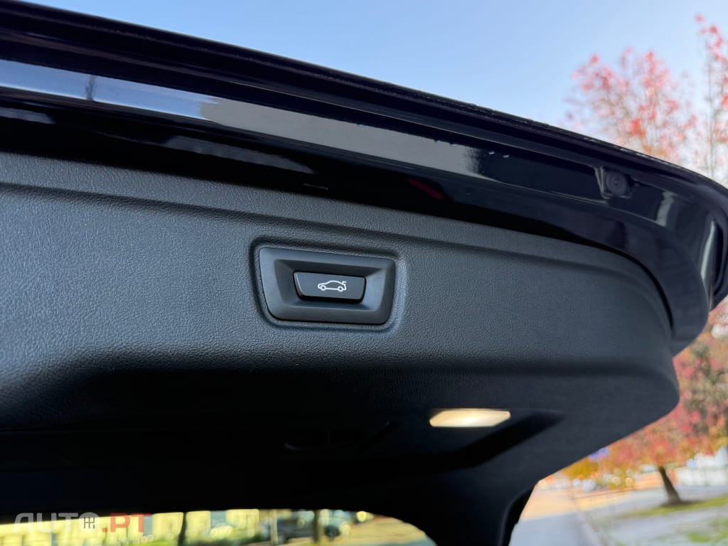 BMW 320 e Touring Pack M Auto