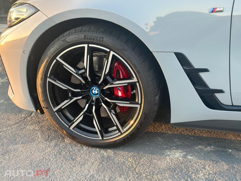 BMW i4 M50 pack Desportivo M PRO